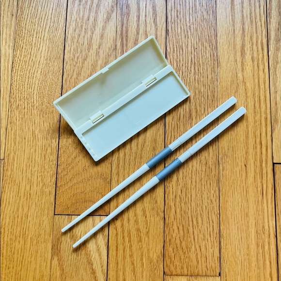 Eco friendly Foldable Chopsticks with case - Picture 1 of 3
